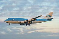 KLM Boeing 747-400 "City of Lima" (PH-BFL). by Jaap van den Berg thumbnail