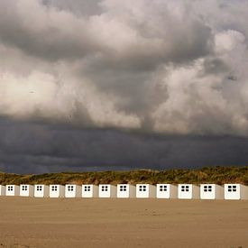 Drama am Himmel - Texel Strandabschnitt von Petra Dreiling-Schewe