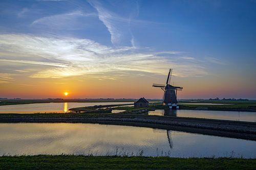 Zonsondergang bij de Molen van het Noorden op Texel van BekijkhetmetWim