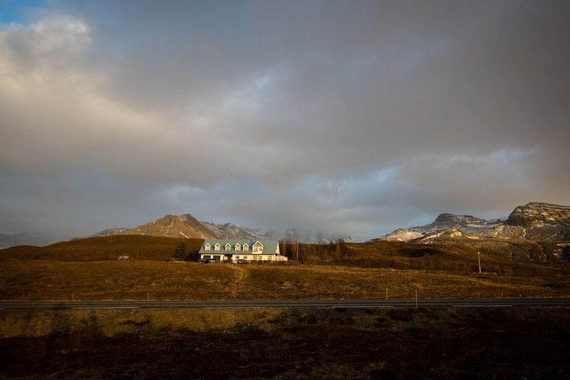 Abgelegenes Haus in Island von Marcel Alsemgeest
