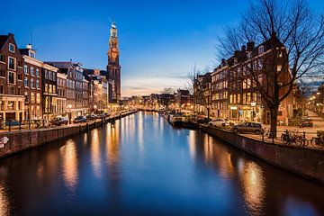 Westerkerk in Amsterdam bij nacht van Michael Abid