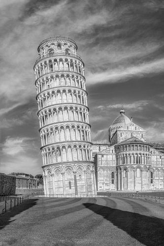 Scheve Toren van Pisa. Zwart-wit beeld.