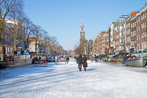 Besneeuwd Amsterdam in de winter in Nederland 