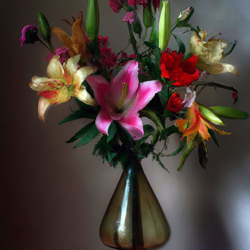 bloemstilleven in vaas