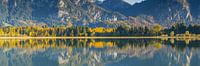 Herfst aan het Forggenmeer en kasteel Neuschwanstein