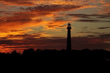 Lighthouse at sunset by Rinnie Wijnstra (FotoAmeland )