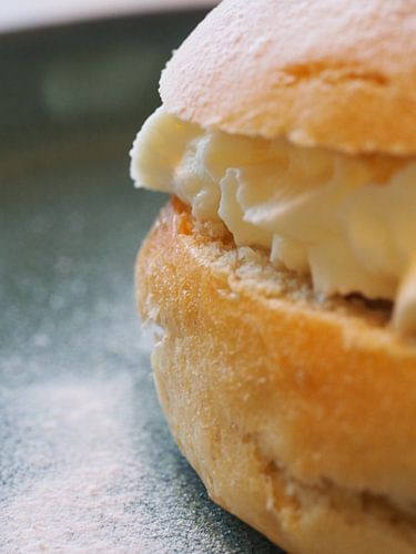 Semla - schwedische Delikatesse - Gebäck zu Ostern