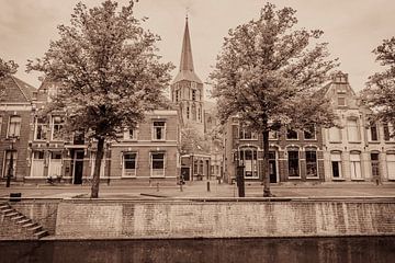 Vue de rue de cru dans la vieille ville Hanseatic Kampen sur Sjoerd van der Wal Photographie