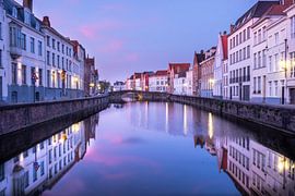 Jan van Eyckplein by Lisa Dumon