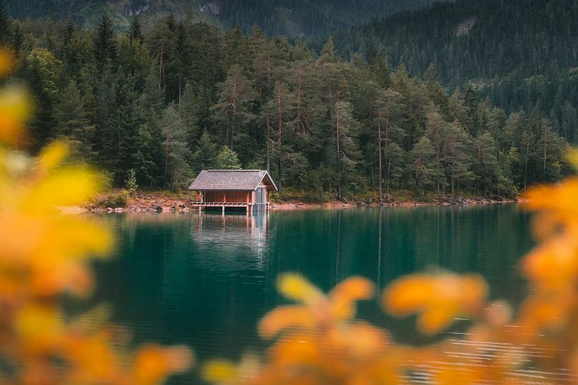 Beach house at the Blindsee | Travel photography in Austria by Marijn Alons