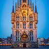 Stadhuis van Gouda in Avondlicht van Fotografie Arthur van Leeuwen