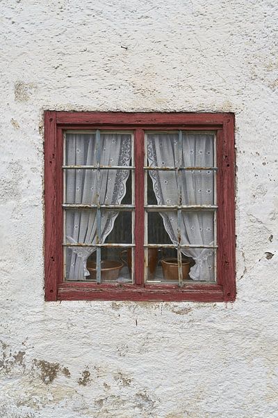 Fenêtre d'une ferme par Heiko Kueverling