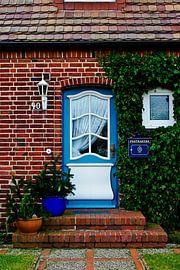 Entrance door on Sylt 2 by Norbert Sülzner