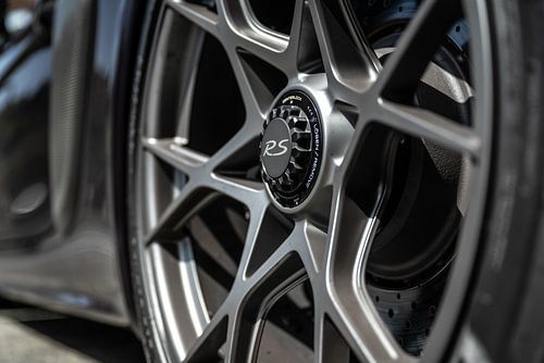 Cayman GT4 RS rim by Bas Fransen