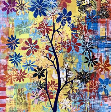 Contrasterende bloemen en takken tegen levendig kleurenspel van Color Square