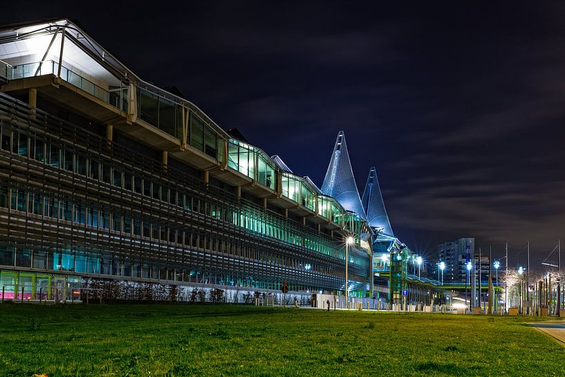 Justitiepaleis Antwerpen by Cris Martinez