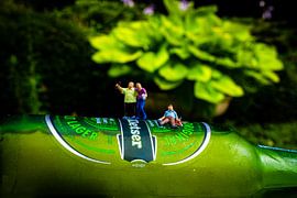 Drink with your mate by Hugo Nereaux - Sqircle Art