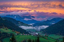 Abenddämmerung über dem Kaisergebirge von Martin Wasilewski