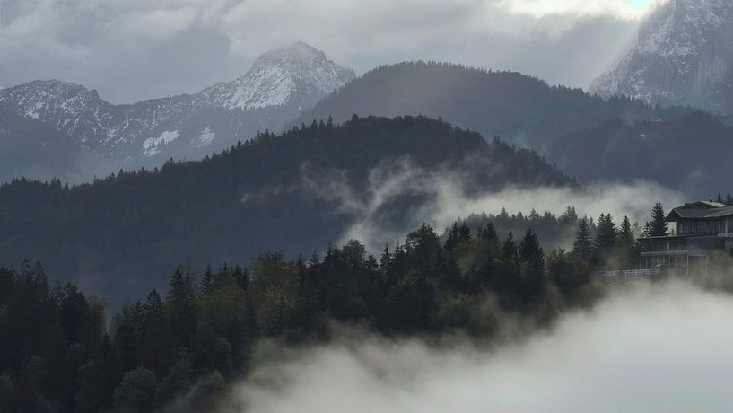 Montagnes brumeuses par Sara in t Veld Fotografie