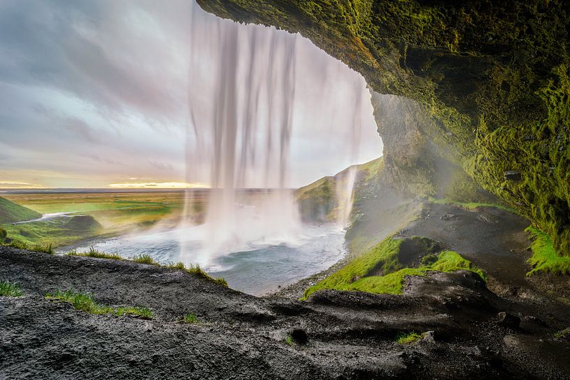 Seljalandsfoss, Iceland van Sander Schraepen