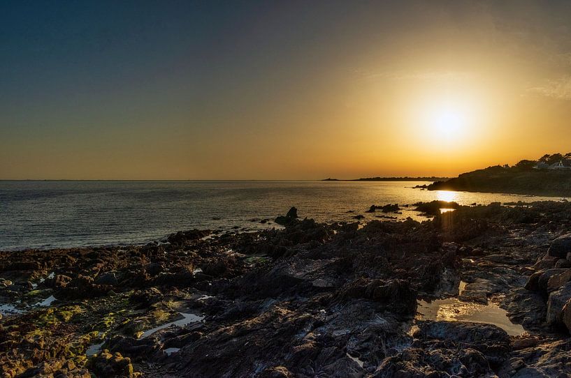 Sunset at the coast of Plouganous Bretange by Ian Beck's fotowerk