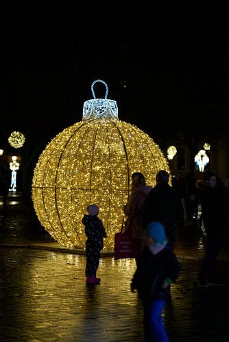 Kerstversiering op de Domplatz in Maagdenburg