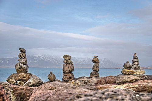 Vier steenmannetjes in Reykjavik