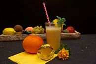 Ananas-Kokos-Limonade mit Grapefruit. von Babetts Bildergalerie Miniaturansicht