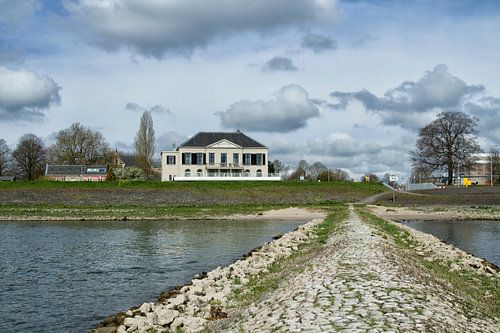 Bellevue aan de Waal in Tiel