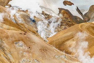 Kerlingarfjöll ein Gebirgszug in Island von Menno Schaefer