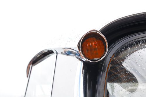 Citroën DS achterzijde in high key