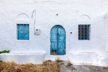 Vieille maison avec porte et fenêtre sur Tilo Grellmann