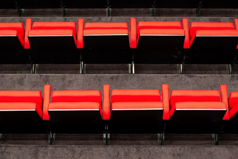 Abstract red lines by Werner Lerooy