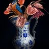 Tulips with bird - Delft Blue by OEVER.ART
