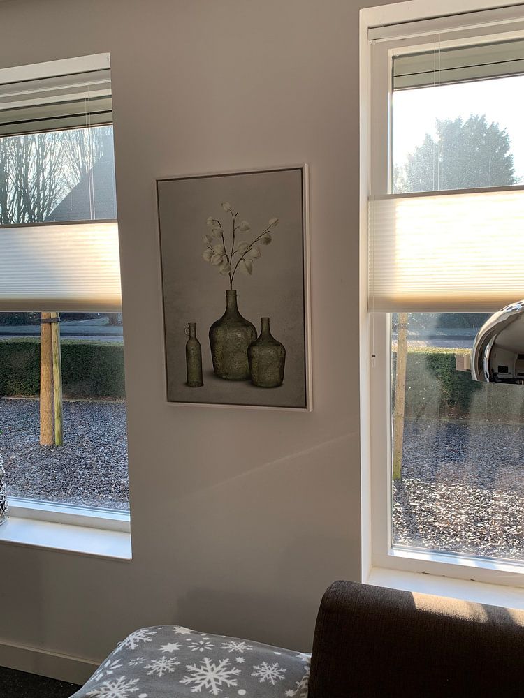 Graublau in Vasen  von Color Square 