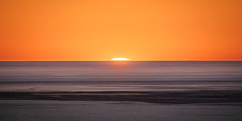 Sonnenaufgang über Salzpfanne