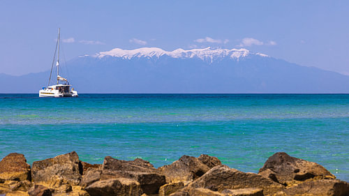 Sailing at the foot of the gods – Mount Olympus ahead