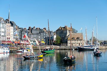 De haven van Honfleur in Normandië van Hilke Maunder