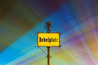 Strassenschild am Berliner Bebelplatz mit bunten Lichtstrahlen von Frank Herrmann Miniaturansicht