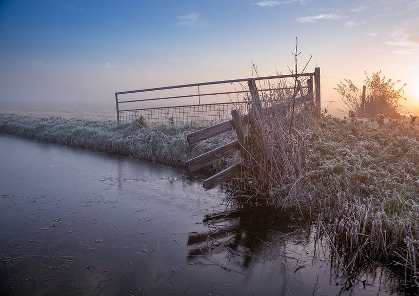 First frost in the polder by peterheinspictures