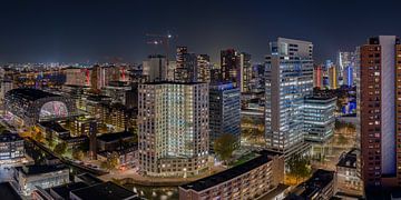 Rotterdam at night by Pixxi Hut |  Jaimie