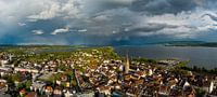 De stad Radolfzell aan het Bodenmeer op een zomeravond van Markus Keller thumbnail