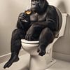 Gorilla op de wc van Jolique Arte