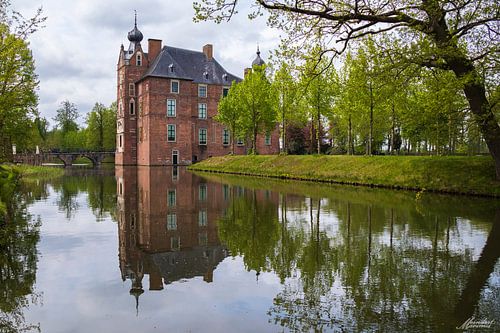 Réflexion sur le château de Cannenburgh