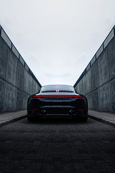 Porsche 911 992 minimalist