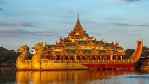 Die königliche Barke in Yangon
