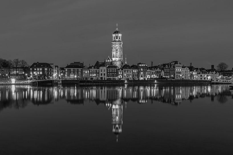 La ligne d'horizon de Deventer avec l'église Lebuïnus le soir - 4 par Tux Photography