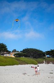 Kiting on the beach of Carmel by the sea by Ton Tolboom