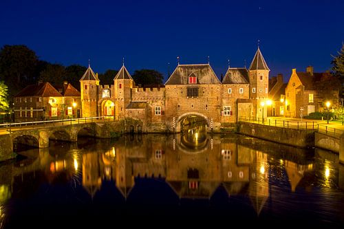 Koppelpoort Amersfoort by night