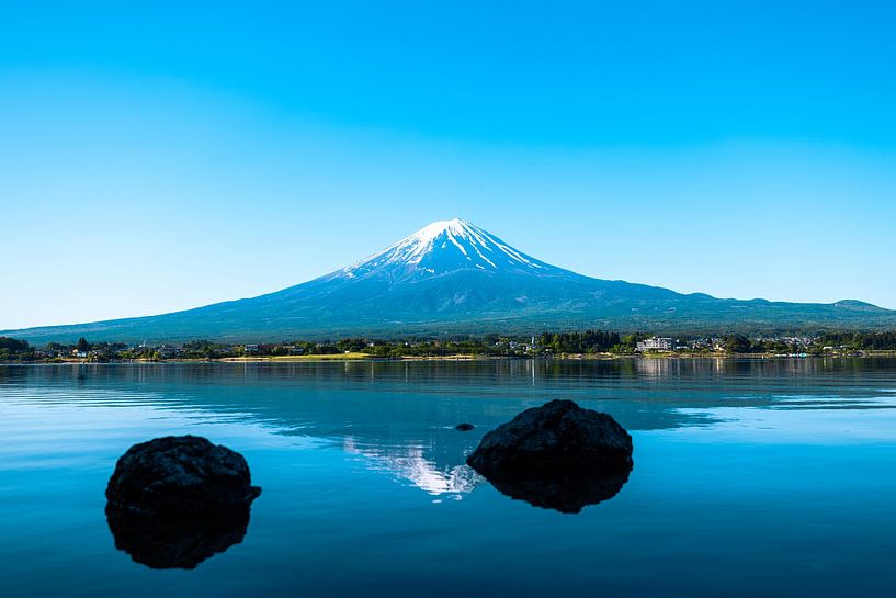 Mount Fuji from lake Kawaguchiko by Kingkev fotografie